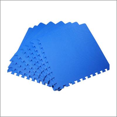 China Indoor Garage Rubber Gym Mats , Folding Gym Mat Reinforced Core Layer Structure for sale