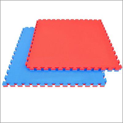 China Modifique la estera de la yoga para requisitos particulares de Eva Foam Mat Cutting Machine Tatami del rompecabezas del piso en venta