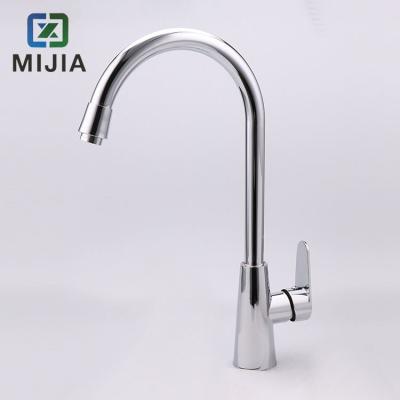 China Single Handle High ARC Kitchen Faucet With Chrome Surface Treatment for sale