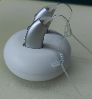 China Elderly Digital Sound Amplifier Rechargeable Hearing Aid Simple Operation Factory Price for sale