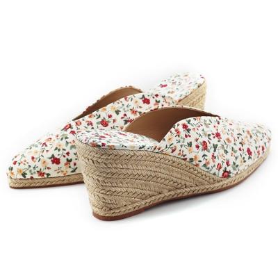 China Fashion Breathable Design Closed Toe Shoes Ladies Wedges Jute Thick Soled Mules Slippers Ladies Shoes for sale