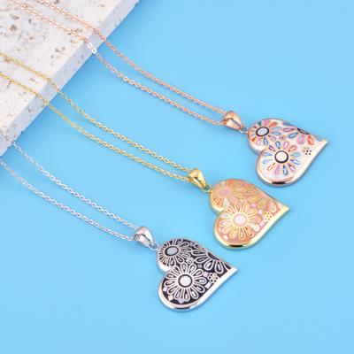 China Fashionable Elegant Women's Custom Necklace 925 Silver Shell Enamel Love Pendant For Lady Women Gift for sale