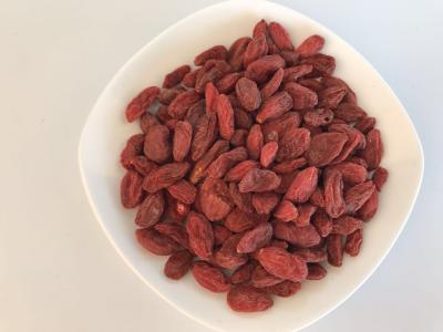 Chine Ingrédient cru sûr de fruits secs la plus saine de Goji de couleur lumineuse nutritive de baie à vendre