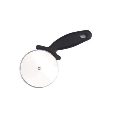 China Sustainable Outstanding Quality Stainless Steel Pizza Tool Dough Cutter With Wheel for sale