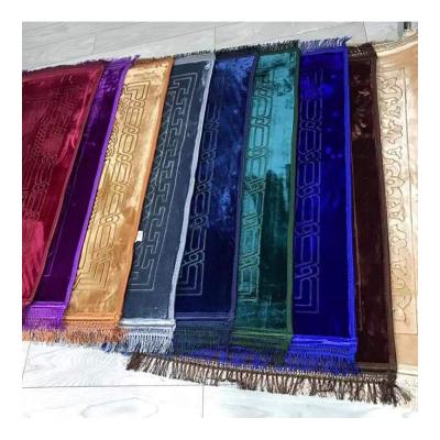 China Individual Prayer Mosque Prayer Rug Polypropylene Material 26 X 48inch for sale