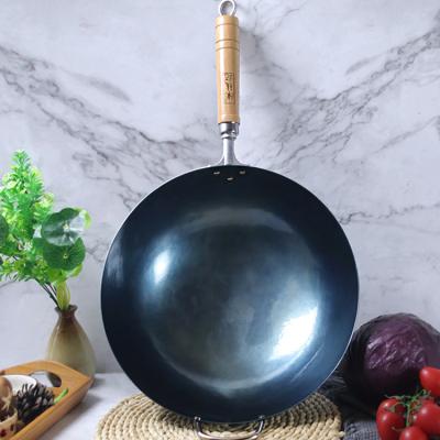 China Sustainable Chinese Craft Carbon Steel Hand Hammered Wok Traditional Commercial Cooking Pan for sale