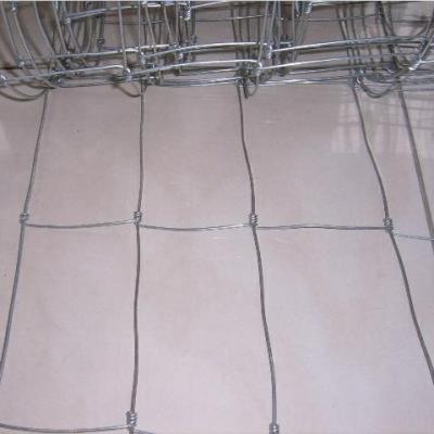 China Easily Assembled Galvanized Wire Fence With Cow Star Picket Hog Mesh Farm Fence Prices for sale