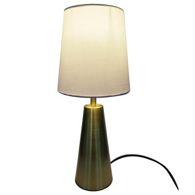 China Wholesale Simple Desk Smart Plated Lamp Metal Cone Tower Design Gold Table Lamp for sale