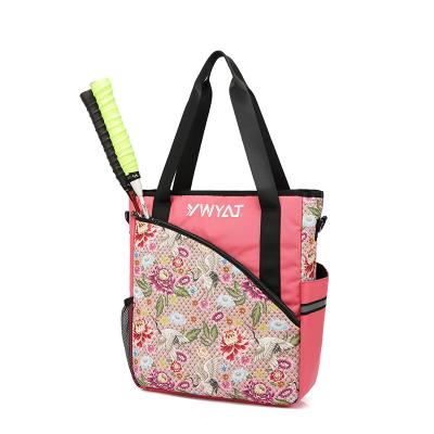 China Portable Badminton Kit Bag High Capacity Women Single Racket Handbag Outdoor Sports Shoulder Tennis Beach Handbag for sale