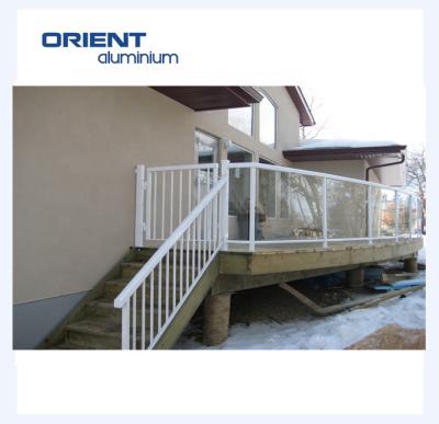 China Durable Easy Set Factory New Arrival Outdoor And Indoor Stair Deck Modern Deck Fence Designs Directly for sale