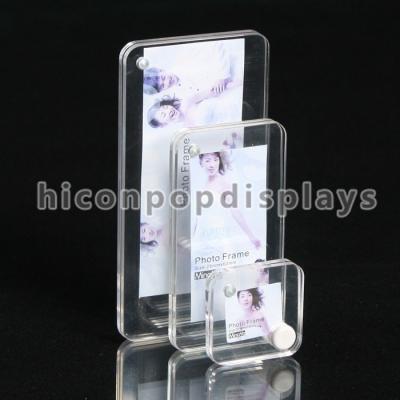 China Household Clear Acrylic Photo Stands / Tabletop Photo Display Stands for sale