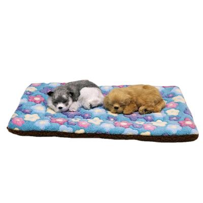 China Cat Litter Puppy Sleep Mat Mattress Cushion Winter Dog Travel Bed Fleece Warm Soft Pet Blanket Lovely for Small and Large Dogs for sale