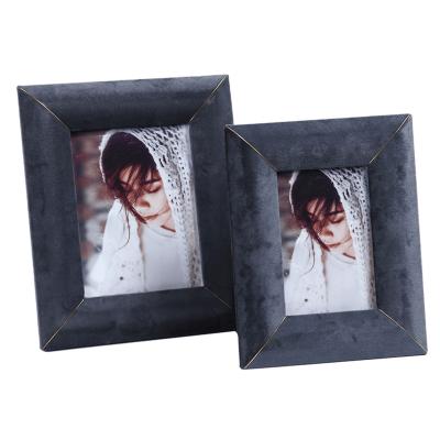 China Photo Frame Ready To Ship Wholesale Luxury Wooden Picture Picture Frame Wedding Decoration For Home Decor for sale