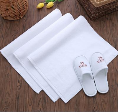 China High Quality Bath Mat Foot Towel Hotel Collection 50x70 Ring Carded Cotton Thick Cloth Safe For Children for sale