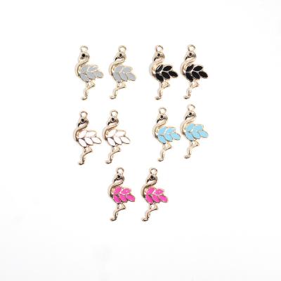 China Zinc Alloy Flamingos DIY Handmade Oil Drip Jewelry Accessories Bracelet Charm for sale