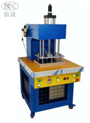 China Automated 3D Fabric Cloth Embossing Machine Textile 50HZ OEM for sale