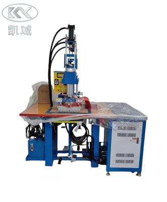 China Máquina de etiquetado de transferencia de calor de caucho de silicona para ropa 5KW en venta