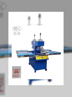 China KY-0204 Máquina de relieve de silicona La solución definitiva para la producción de etiquetas de tejidos en venta