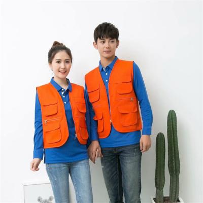 China Custom Anti-wrinkle Safety Work Outdoor Casual Zipper Vest Men's Multi-pockets Sleeveless Vest Vest for sale