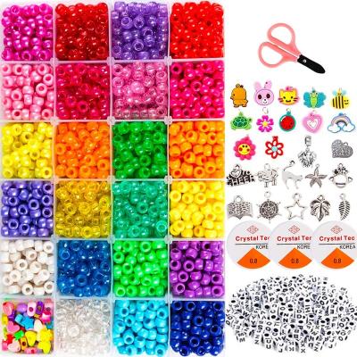 China Handmade Assorted Shapes Acrylic Beads Kits Colorful Beading Sets For Little Girls Children Diy Necklace Bracelet Handmade Gifts/ for sale