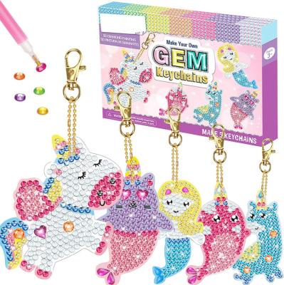 China Cartoon High Quality Custom Kids DIY Keychains Keyrings Diamond Suncatchers Hooks Painting Stickers Kit for sale