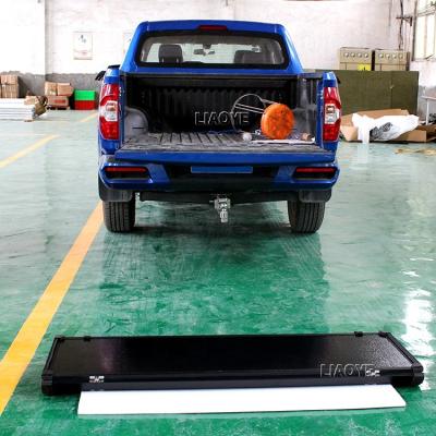 China Factory aluminum hard folding triple aluminum covers tonneau cover for nissan navara np300 d40 d22 for sale