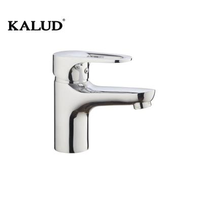 China Good Quality Traditional Single Hole Single Handle Chrome Basin Faucets Metered Zinc Alloy Faucets Basin Faucets Hose Faucets for sale