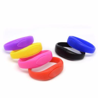 China Logo Rubber Wristband Micro USB Cable Wristband Engraved 3.0 Flash Drive for sale