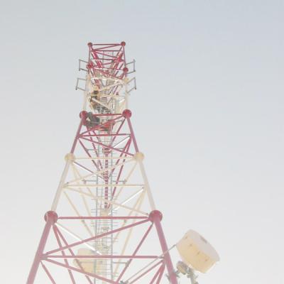 China Used to support the tubular telecommunication tower of pole antennas and microwave antennas telecommunication tower for sale