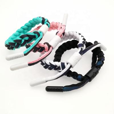 China FASHIONABLE Couple Braided Color Changing Little Lion Bracelet Holographic Glow Reflective Bracelet for sale