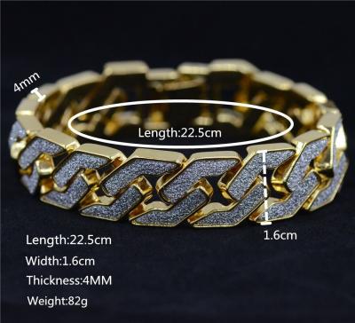 China 2021 New Luxury Hiphop Diamond Frosted Hip Hop Bracelets Men 18k Gold Plated Cuban Link Bracelet Fashion Jewelry Rapper Bling for sale