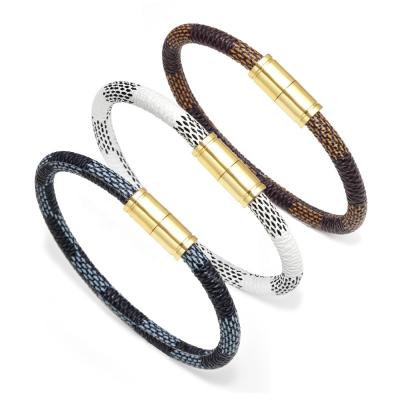 China Wholesale Magnetic Striped Bracelet Alloy Clasp Bracelet Men And Women Couples Bracelet New Fashion Casual/Sports Fashion Cowhide for sale