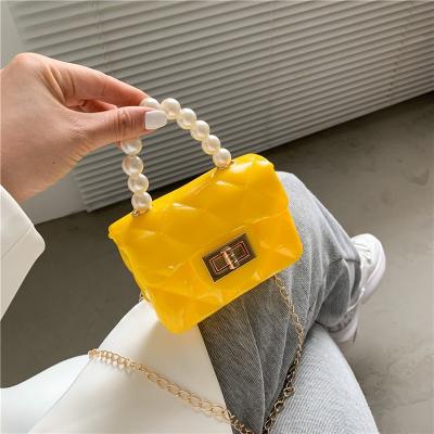 China 2021 Hot Sale Lady Bag Messenger Mini Tote Luxury Messenger Bag With Pearl for sale