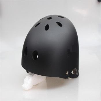 China Outdoor skating 2020 hot sale helmet skateboards/skates skateboard helmets for kids and adult for sale