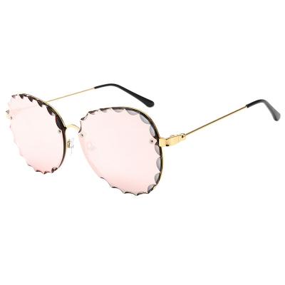 China 2022 fashion sunglasses china hot products wholesale pouring high quality sunglasses for sale