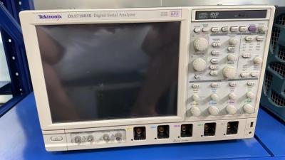 中国 Tektronix DSA71604B Oscilloscope 16 GHz 4 Ch 50 GS/S Used Pre Owned 販売のため