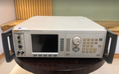 Cina Tested Fluke 96270A 27 GHz Low Phase Noise Reference Source multi product calibrator in vendita