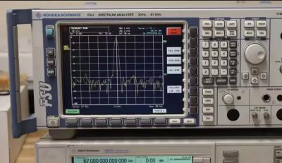 中国 試験および校正したRohdeとSchwarz FSU67 20Hzから67GHzのスペクトル分析機 販売のため