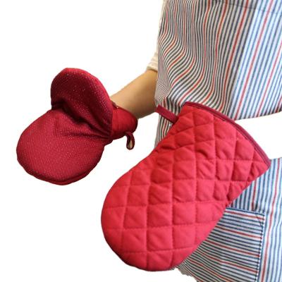 China Cotton Oven Glove / Oven Heat Resistant Gloves Set Custom Printed Heat Resistance Oven Gloves and Pot Holders Sets for sale