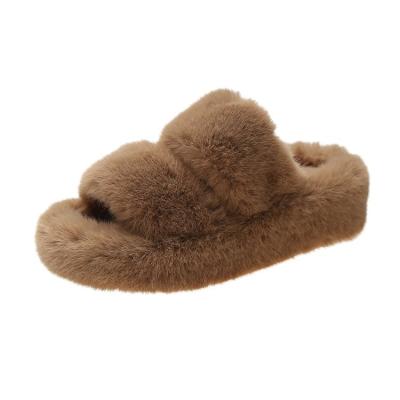 China Autumn Winter Warm Furry Fluffy Warm Winter Fashion Trend Faux Fur Platform Indoor Outdoor Slippers For Women for sale