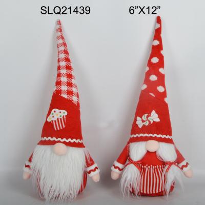 China Home Decoration Christmas Gnome Table Ornament Small Knitted Gnome Figurines for sale