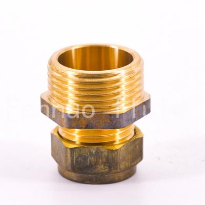 China Connect To Pipe System DZR Brass 15mm Male Coupler Higher Quality Plumbing Brass Compression Fittings For Copper Pipe for sale