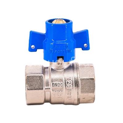 China General Brass Locking Ball Valve, Brass Ball Valve PN16, Locking Key Valve Brass Valve 1/2 INCH for sale