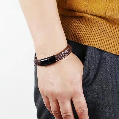 China Fashion Genuine Leather Bracelets 316 Stainless Steel Korean Environmental Friendly Magnetic Clasp Bracelet Men Pulsera De Cuero Black For Engraving for sale