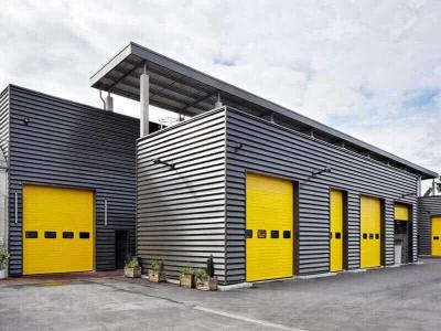 China Customized Steel Structure Warehouse With Bolt / Weld Connection for sale