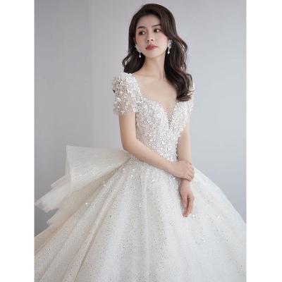 China YJ2004W New 2023 French Anti-static High Quality Tug Retro Bridal Head Dress Light Wedding Dress for sale