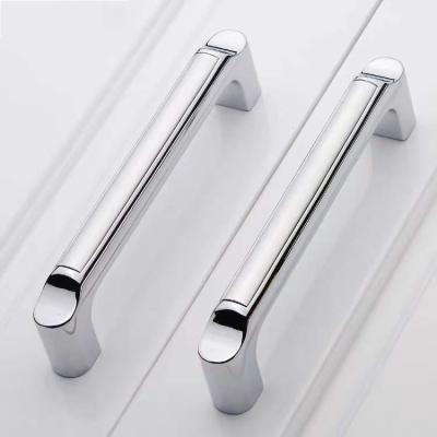 China Modern aluminum stainless steel zinc lever pull door handle for hotel home villa interior door for sale