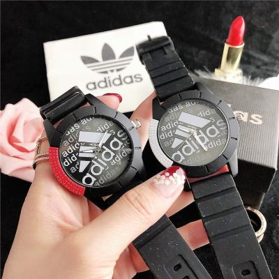 China Factory Price Manufacturer Supplier Designer Brands Designers Watches OEM Unisex Couples Sport Luxury Watch Motre for sale