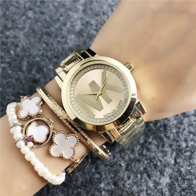 China Unisex Priced For Sale Custom Watches Men Women Watch Analgo Set Hot Sale High Quality for sale