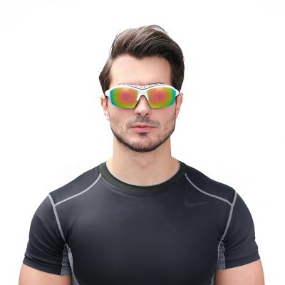 China Sports sunglasses 2021 fashion new style outdoor cycling sunglasses adjust windproof mount sunglasses for men for sale